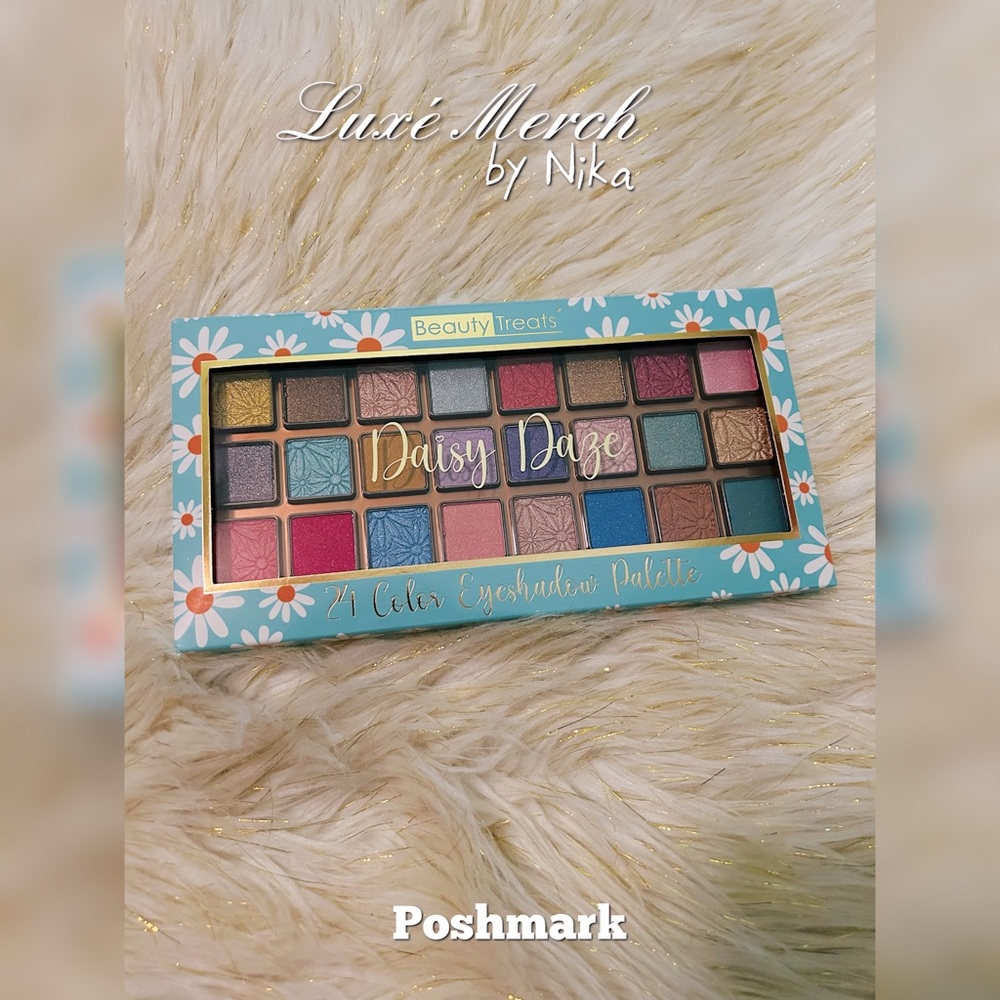 Daisy Daze 24 color eyeshadow palette by Beauty Treats - Picture 2 of 3